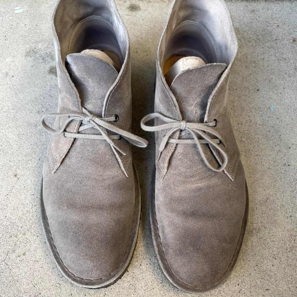 Clarks Desert Boot | Size 9 | Taupe Distressed Suede